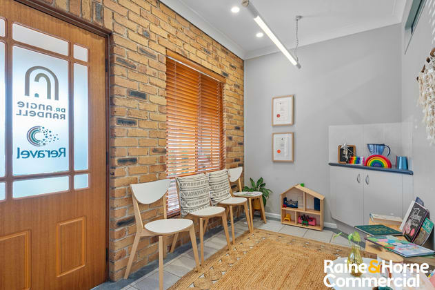 6 Main Street Samford Village QLD 4520 - Image 2