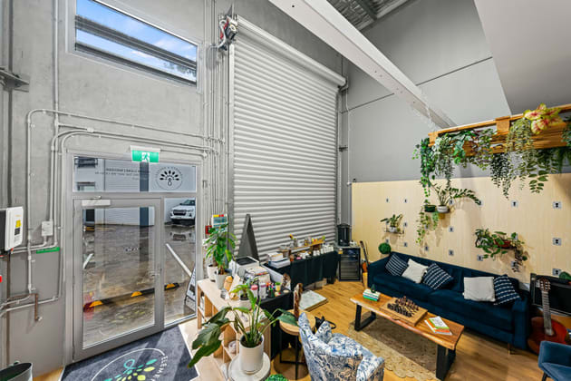9/35 Hugo Place Mansfield QLD 4122 - Image 3