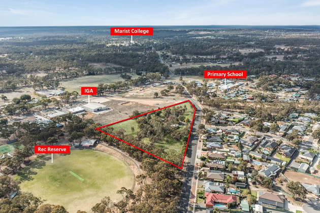 41 Carolyn Way Maiden Gully VIC 3551 - Image 5