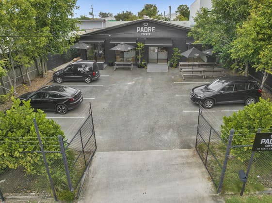 10 Eenie Creek Road Noosaville QLD 4566 - Image 1