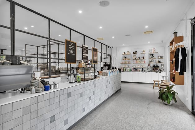 10 Eenie Creek Road Noosaville QLD 4566 - Image 2