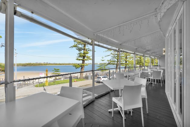 26 Esplanade Bulcock Beach Caloundra QLD 4551 - Image 4