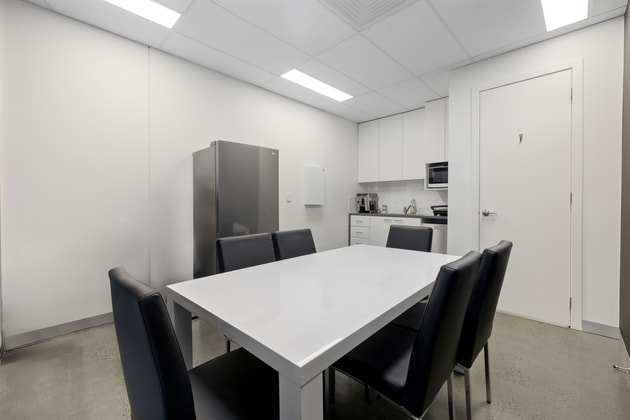 60/195 Wellington Road Clayton VIC 3168 - Image 4