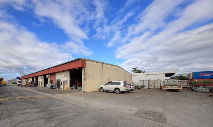 Units 3 4&513-15 Toohey Street Portsmith QLD 4870 - Image 5