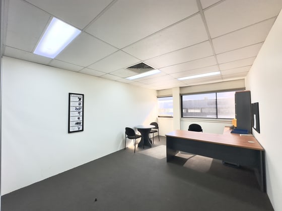 8/130 Kingston Road Underwood QLD 4119 - Image 3