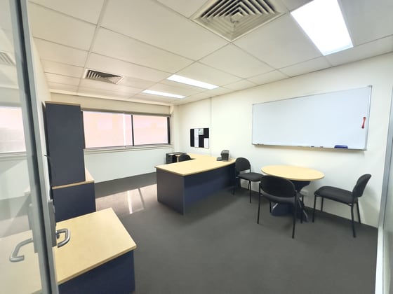 8/130 Kingston Road Underwood QLD 4119 - Image 4
