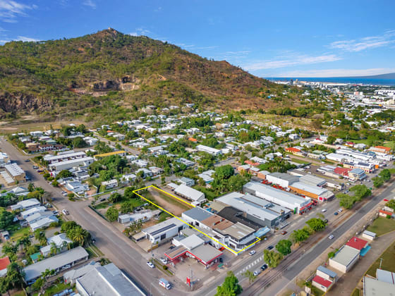 109 Ingham Road West End QLD 4810 - Image 1