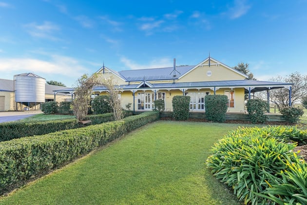 3215 Ballarto Road Pakenham South VIC 3810 - Image 2