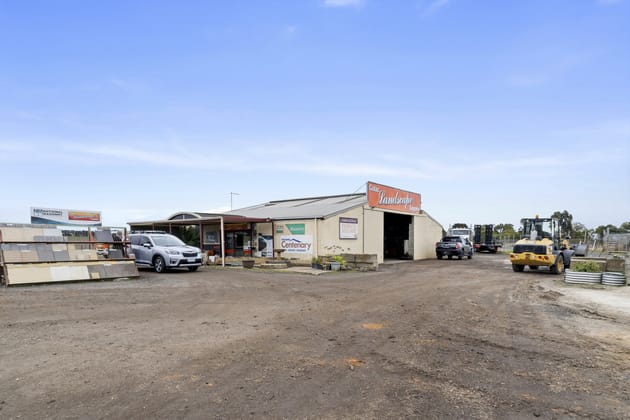 75 Rossmoyne Road Colac West VIC 3250 - Image 5
