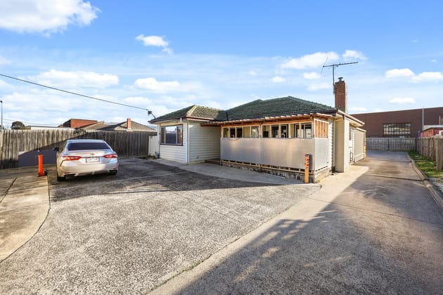 33 Graham Road Clayton South VIC 3169 - Image 2