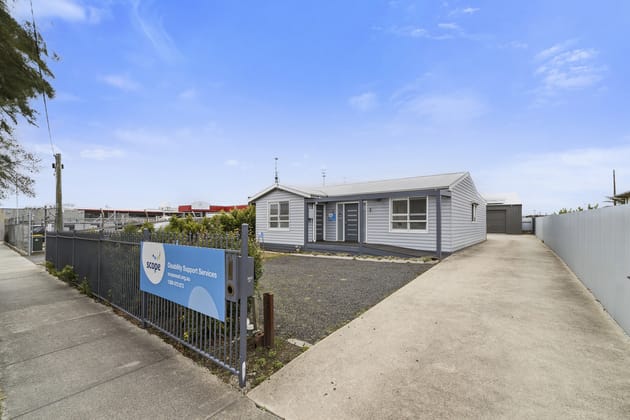 46 Rae Street Colac VIC 3250 - Image 2