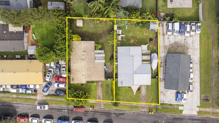 176 & 178 Brisbane Road Arundel QLD 4214 - Image 3