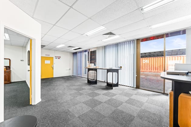 2/67 Rushdale Street Knoxfield VIC 3180 - Image 4