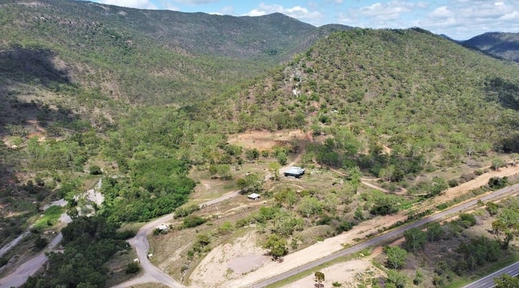 4746 Flinders Hwy Calcium QLD 4816 - Image 2