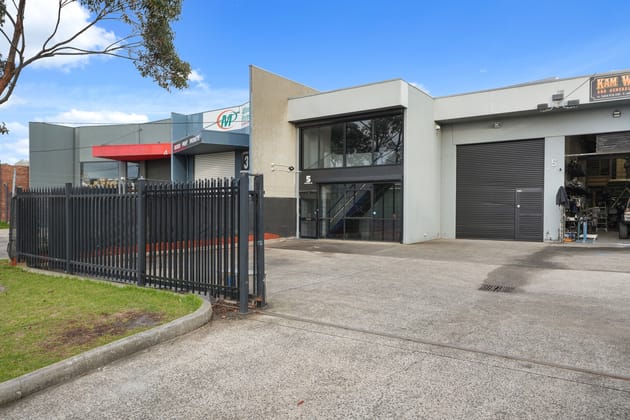 5 Heversham Drive Seaford VIC 3198 - Image 5