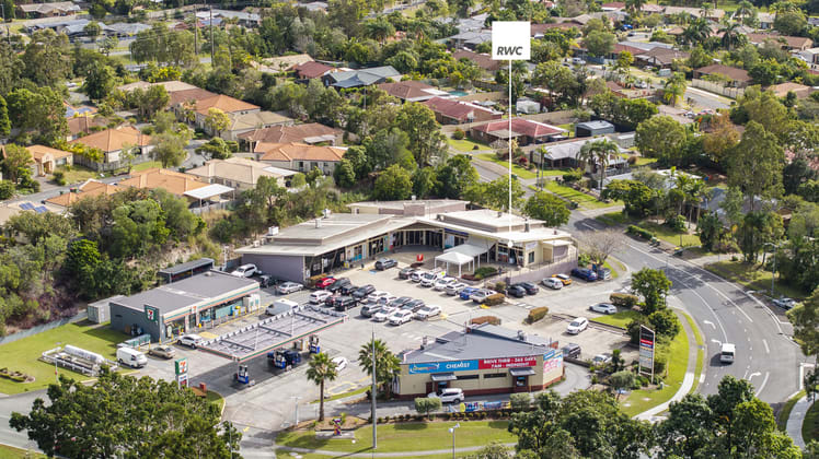 10/2 Universal Street Pacific Pines QLD 4211 - Image 3