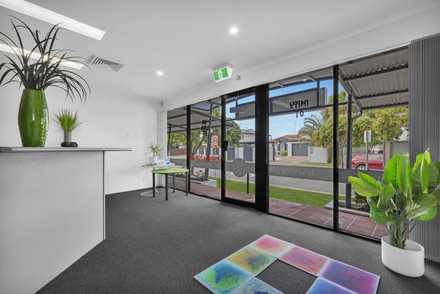 6/68 Jessica Boulevard Minyama QLD 4575 - Image 4