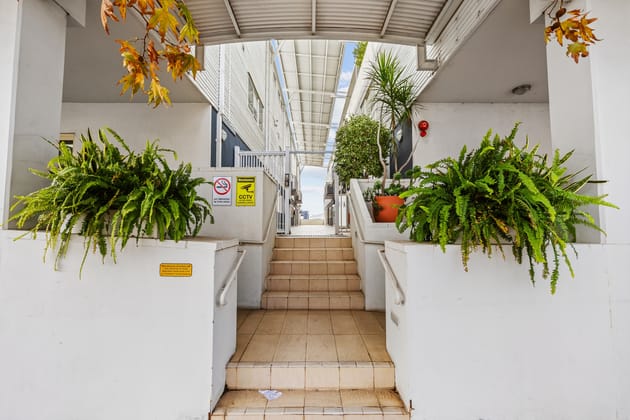 3/10 Southport Street West Leederville WA 6007 - Image 2