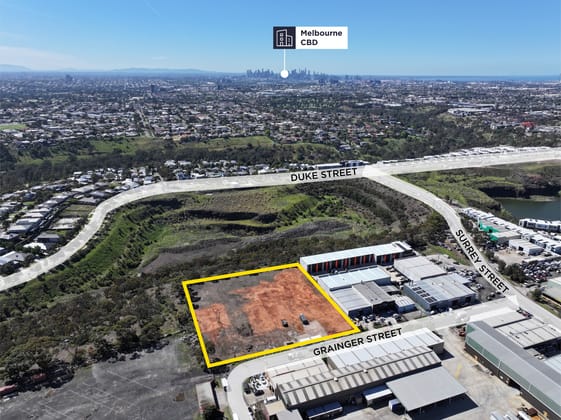 Click to view all images 9 Somers Street Sunshine North VIC 3020 - Image 2