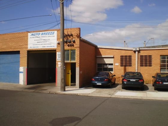 6 Manton Road Oakleigh South VIC 3167 - Image 3