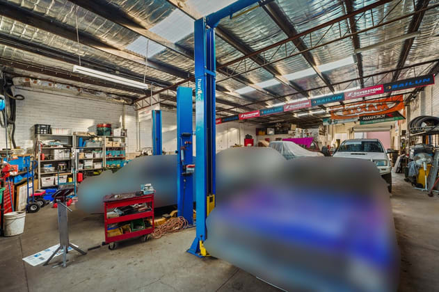 6 Manton Road Oakleigh South VIC 3167 - Image 5
