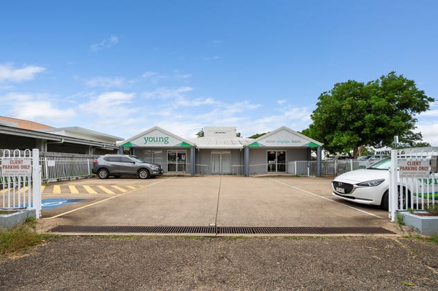7 Carlton Street Kirwan QLD 4817 - Image 2