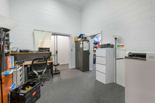 7 Carlton Street Kirwan QLD 4817 - Image 5