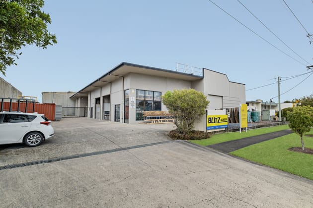 2/4 Dual Avenue Warana QLD 4575 - Image 2