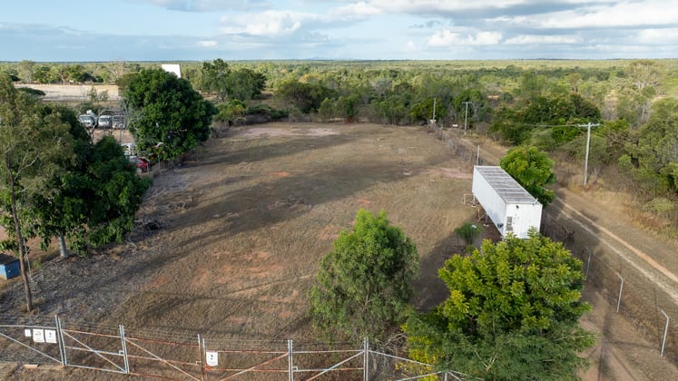 9 Hugh Quinn Crescent Charters Towers City QLD 4820 - Image 5