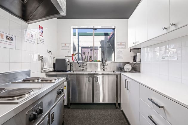 Click to view all images 284 Bridge Road Forest Lodge NSW 2037 - Image 4