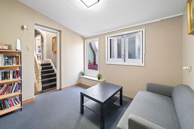 Click to view all images 284 Bridge Road Forest Lodge NSW 2037 - Image 5