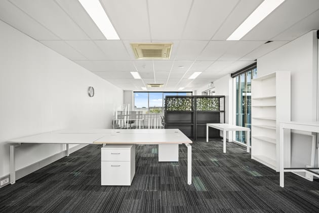 Click to view all images 206/75 Tulip Street Cheltenham VIC 3192 - Image 5