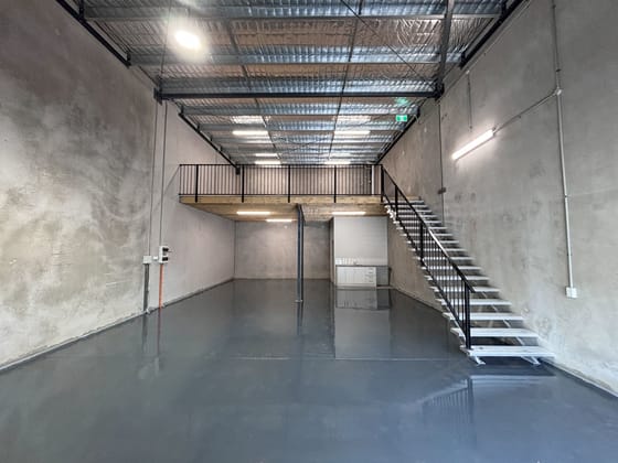 Click to view all images 32 Burys Road Beerwah QLD 4519 - Image 2