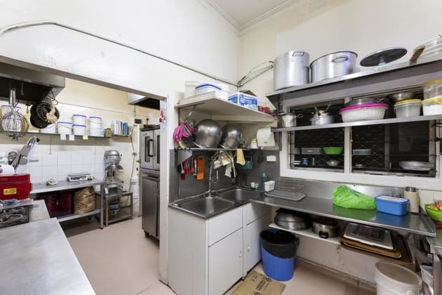 Click to view all images 175 Through Road Camberwell VIC 3124 - Image 5