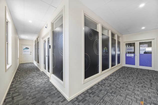 158 Sharp Street Cooma NSW 2630 - Image 4
