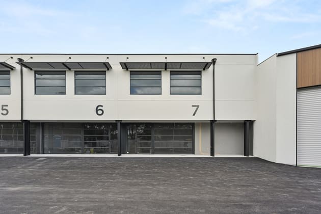 1-2 Wandarri Court Cheltenham VIC 3192 - Image 4