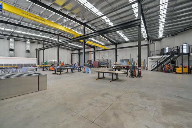 9 Trade Place Pakenham VIC 3810 - Image 4