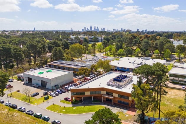 Click to view all images 5 Watts Pl Bentley WA 6102 - Image 1