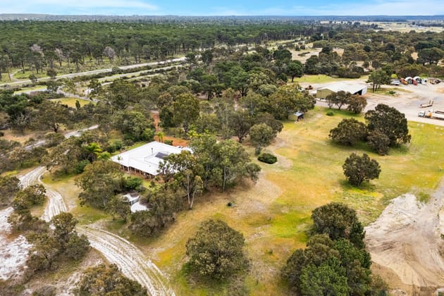 1521 Old Yanchep Road Pinjar WA 6078 - Image 5