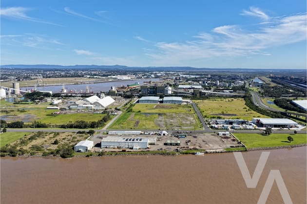 64 Greenleaf Road Kooragang NSW 2304 - Image 2