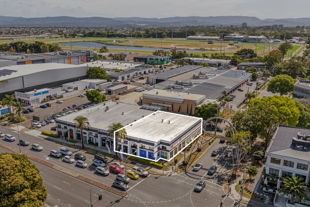 2/22 Crombie Avenue Bundall QLD 4217 - Image 2