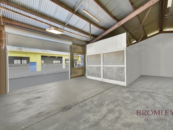 Click to view all images 77 Moss Street Slacks Creek QLD 4127 - Image 4