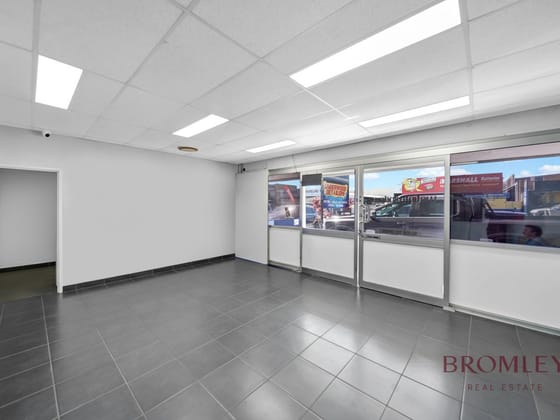 Click to view all images 77 Moss Street Slacks Creek QLD 4127 - Image 5