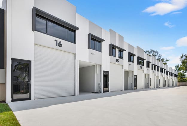 Click to view all images 35 Demand Avenue Arundel QLD 4214 - Image 4
