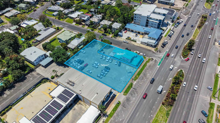 Click to view all images 474-476 Mulgrave Road Earlville QLD 4870 - Image 4