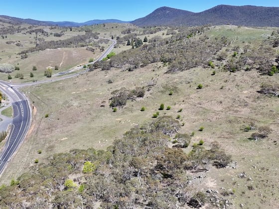 Click to view all images Lake Jindabyne Village Jindabyne NSW 2627 - Image 5