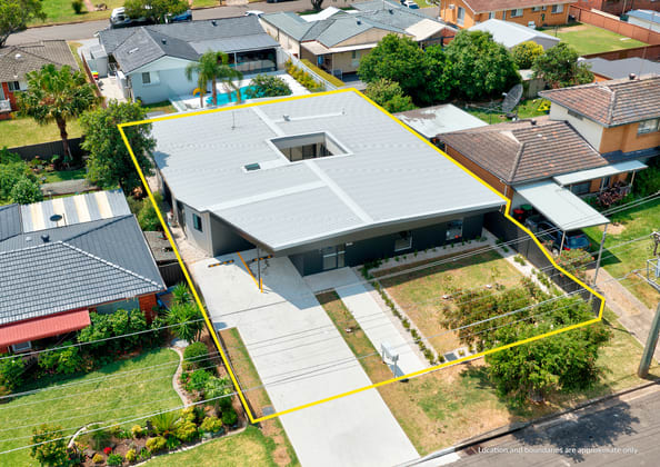 Click to view all images 45 Treetops Avenue South Penrith NSW 2750 - Image 1