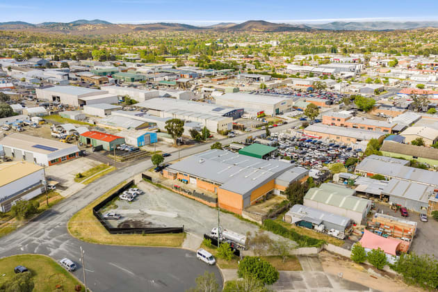 Click to view all images 37 Aurora Avenue Queanbeyan NSW 2620 - Image 3