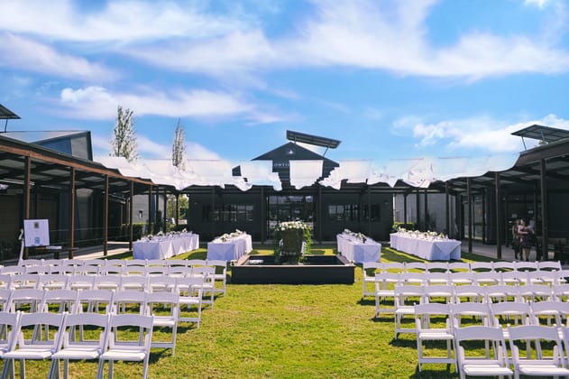 Click to view all images 28 Mistletoe Lane Pokolbin NSW 2320 - Image 4