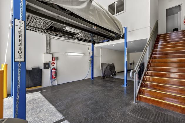 Click to view all images 7/240 New Cleveland Road Tingalpa QLD 4173 - Image 2